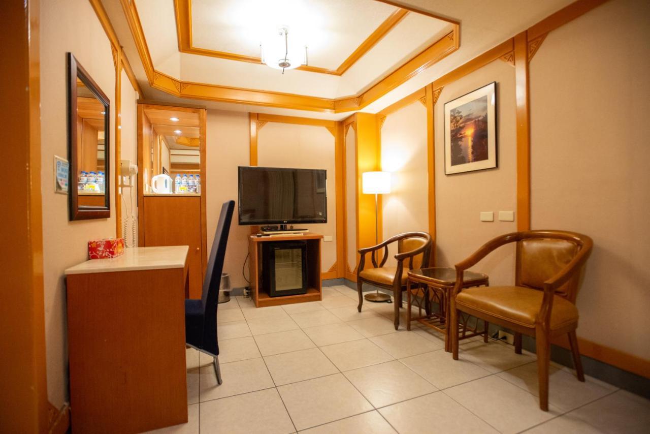 Hua Guo Hotel Cơ Long Ngoại thất bức ảnh